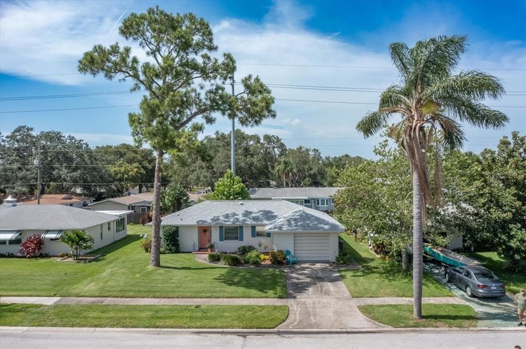 1712 STARLIGHT DRIVE CLEARWATER, FL 33755