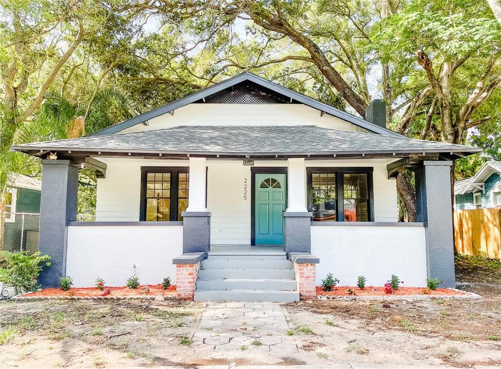2225 23RD AVENUE S ST PETERSBURG, FL 33712