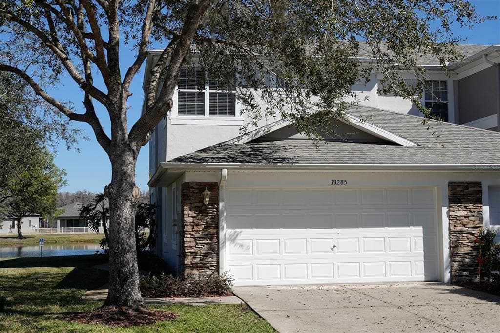 19285 STONE HEDGE DRIVE TAMPA, FL 33647