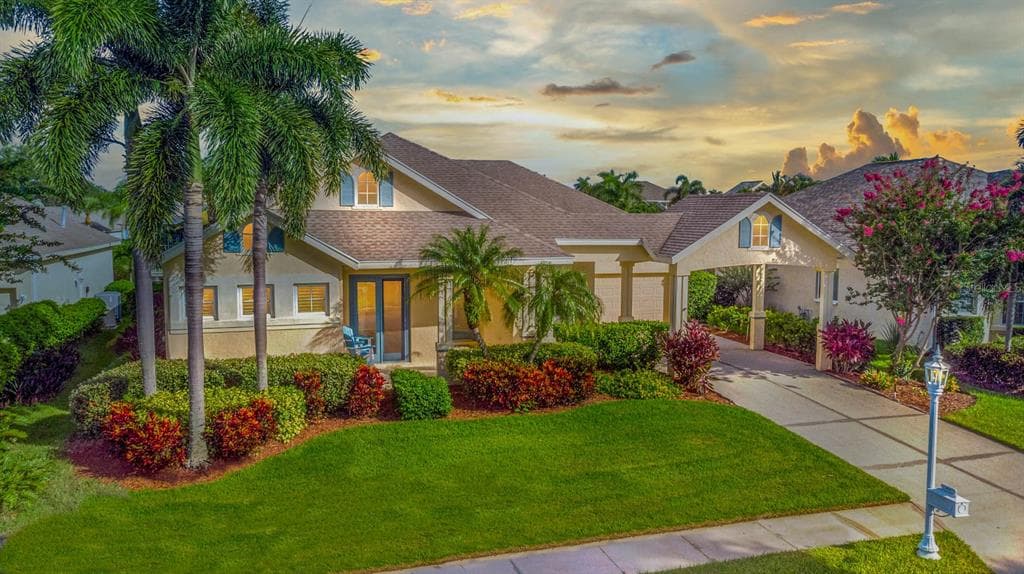 4616 BLUE MARLIN DRIVE BRADENTON, FL 34208