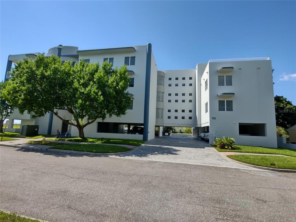 113 CABRILLO AVENUE UNIT 4