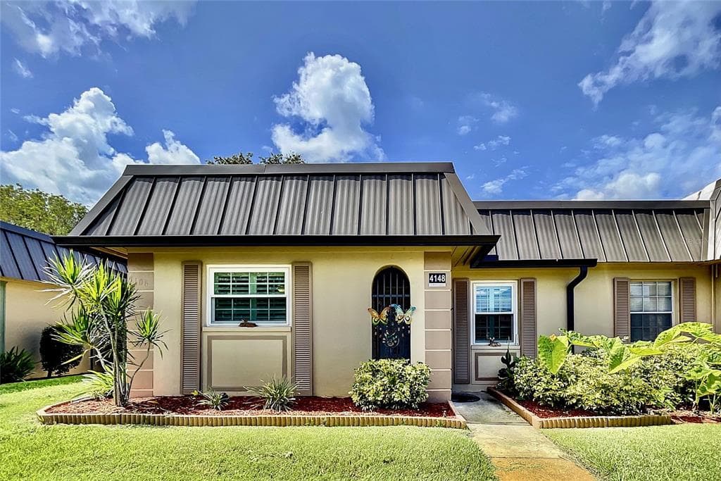 4148 HAMPTON DRIVE UNIT A NEW PORT RICHEY, FL 34652