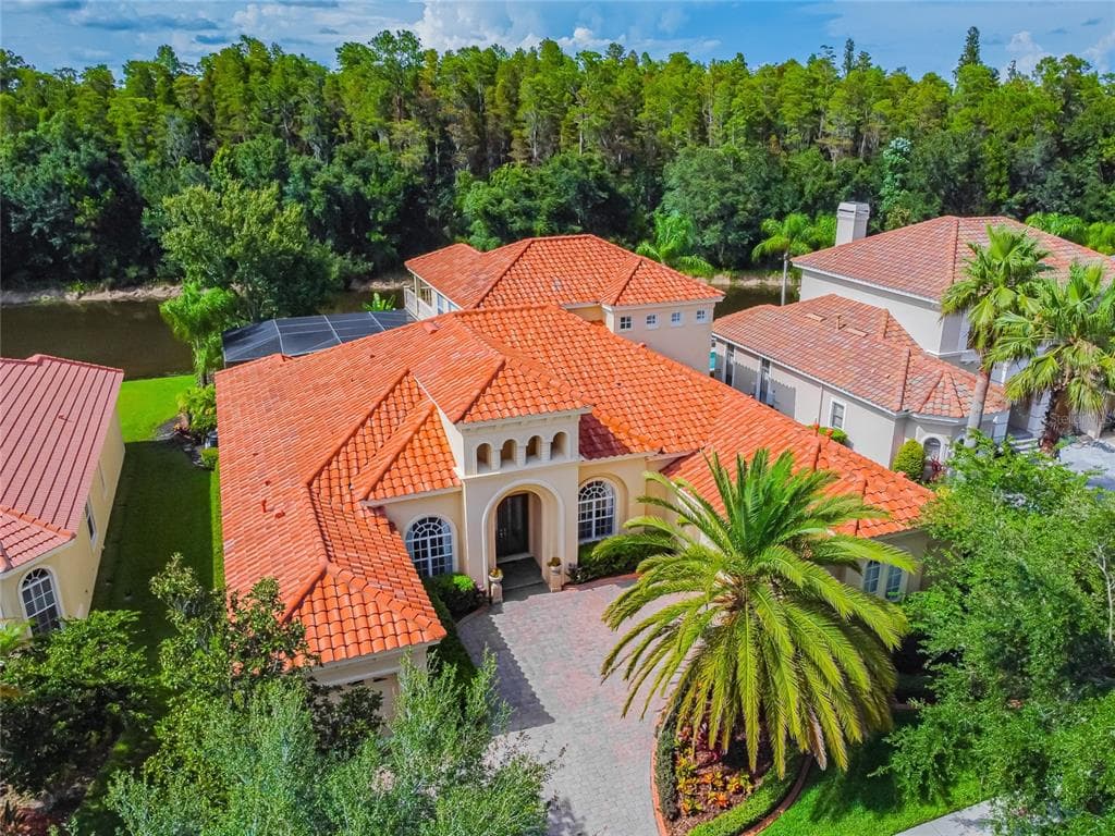 8480 DUNHAM STATION DRIVE TAMPA, FL 33647