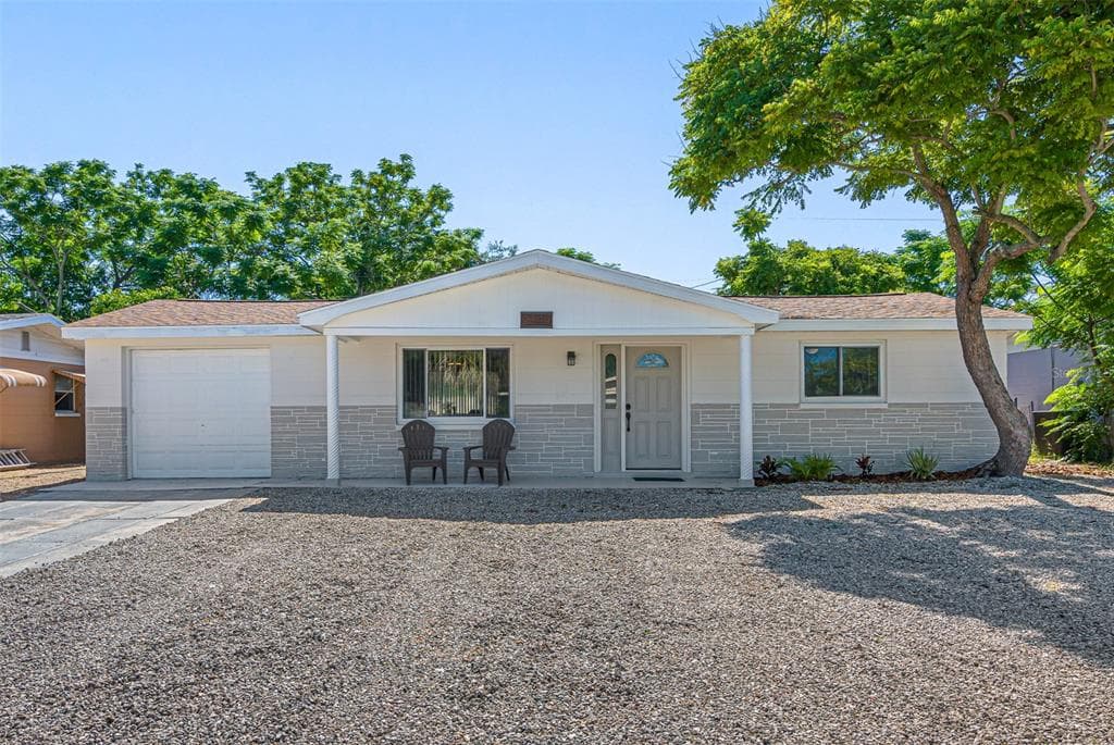 2344 CHANCERY DRIVE HOLIDAY, FL 34690