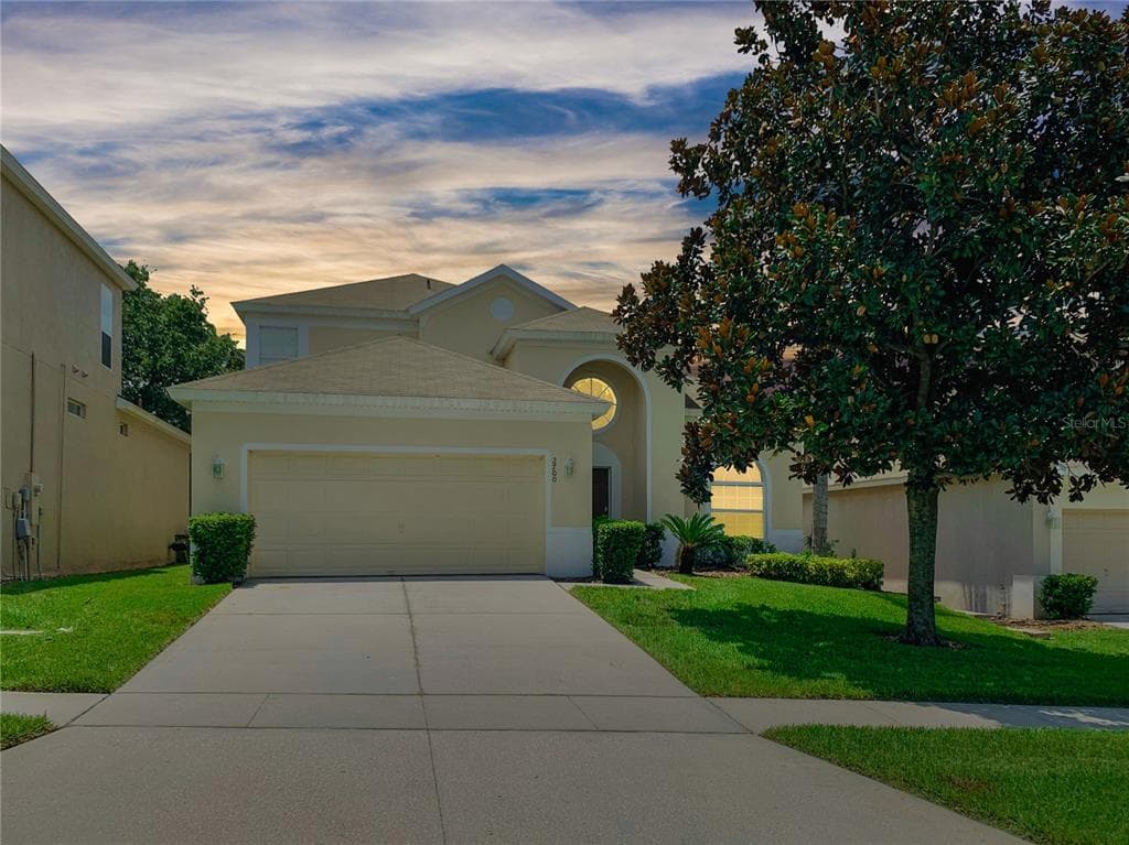 2700 MANESTY LANE KISSIMMEE, FL 34747