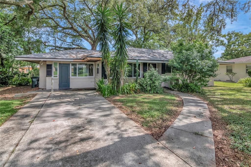 712 LOUISE DRIVE LAKELAND, FL 33803