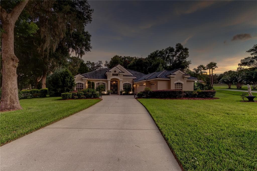12632 OAK HOLLOW COURT DADE CITY, FL 33525