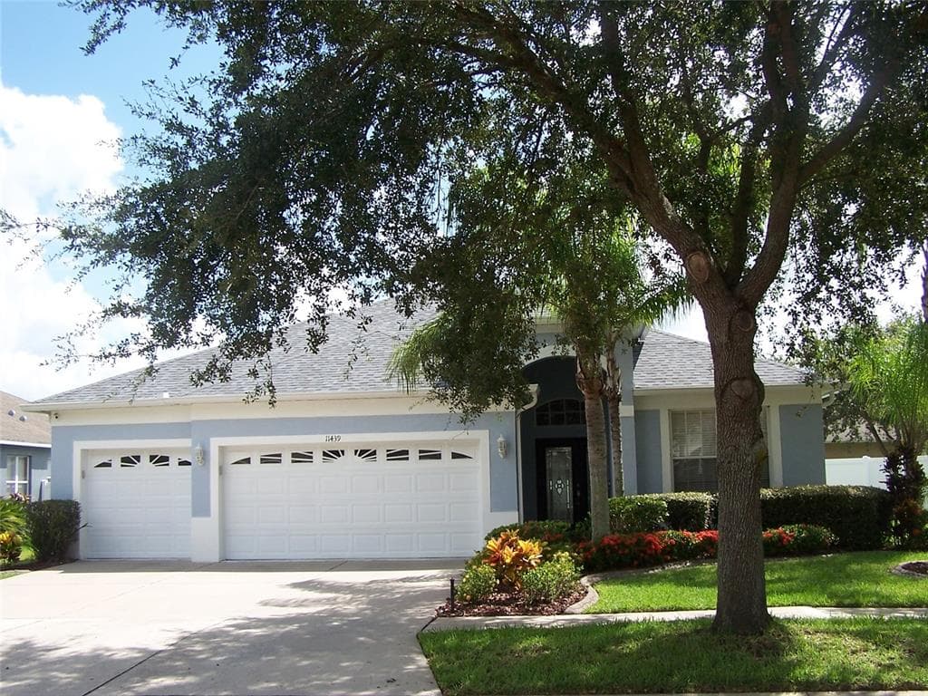 11439 CALLAWAY POND DRIVE