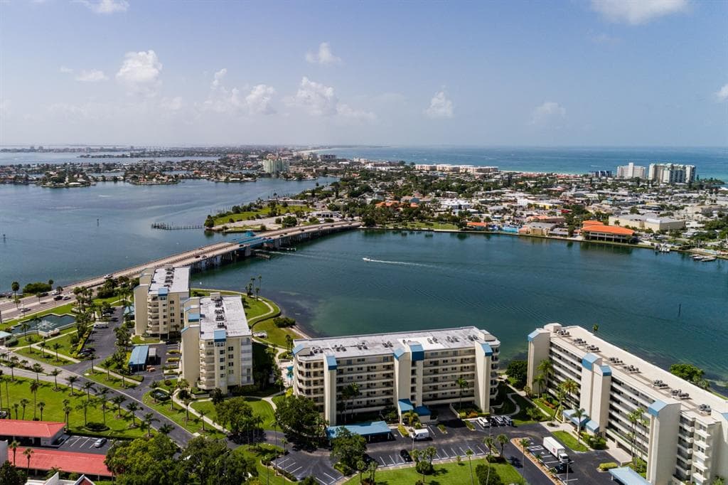 7882 SAILBOAT KEY BOULEVARD S UNIT 504 SOUTH PASADENA, FL 33707