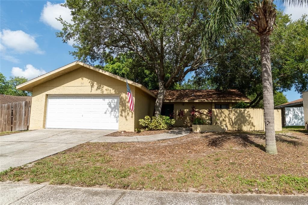 747 16TH LANE PALM HARBOR, FL 34683
