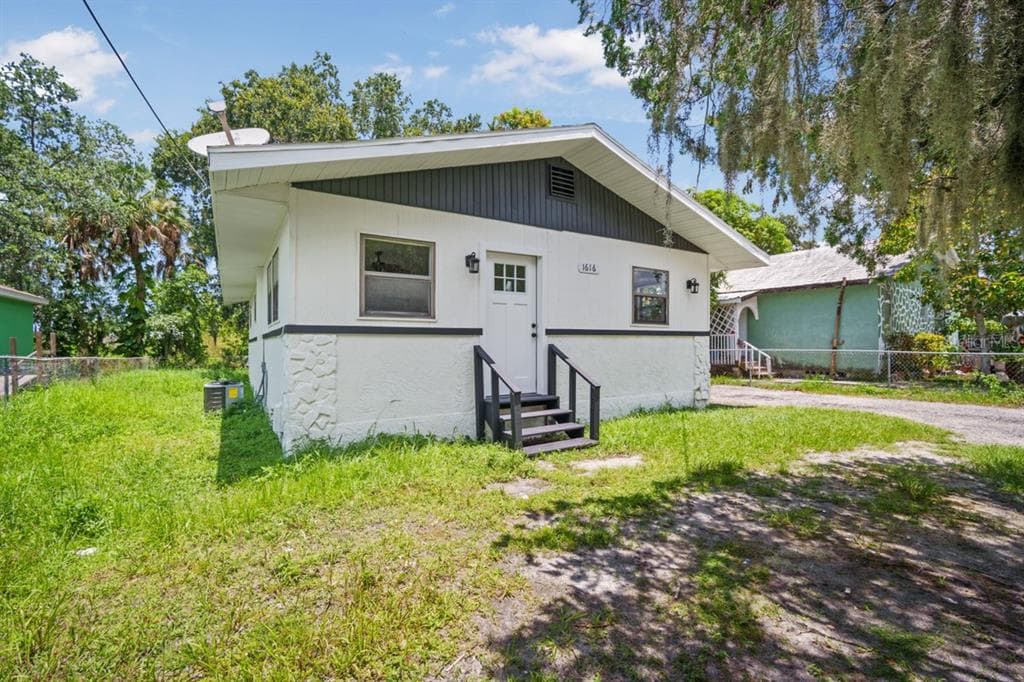 1616 18TH STREET COURT E PALMETTO, FL 34221
