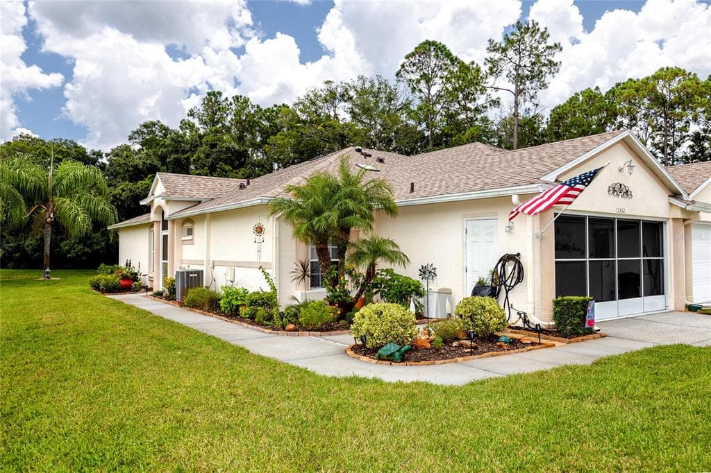 11532 HOLLY ANN DRIVE NEW PORT RICHEY, FL 34654