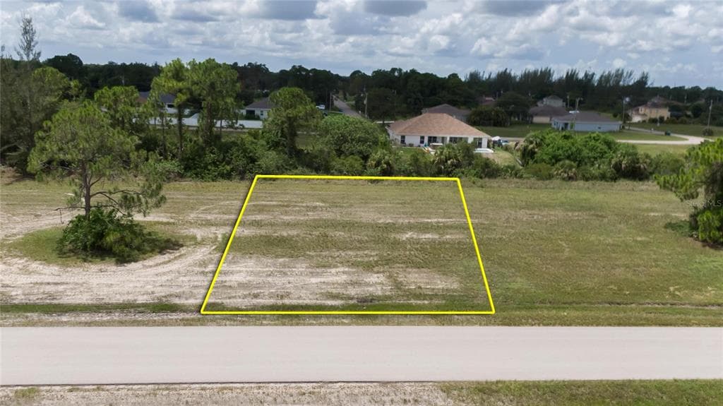 1806 NE 37TH STREET CAPE CORAL, FL 33909
