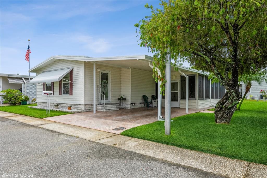 196 GULF WAY OLDSMAR, FL 34677