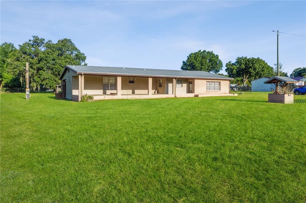8705 MARY IVY DRIVE PLANT CITY, FL 33567