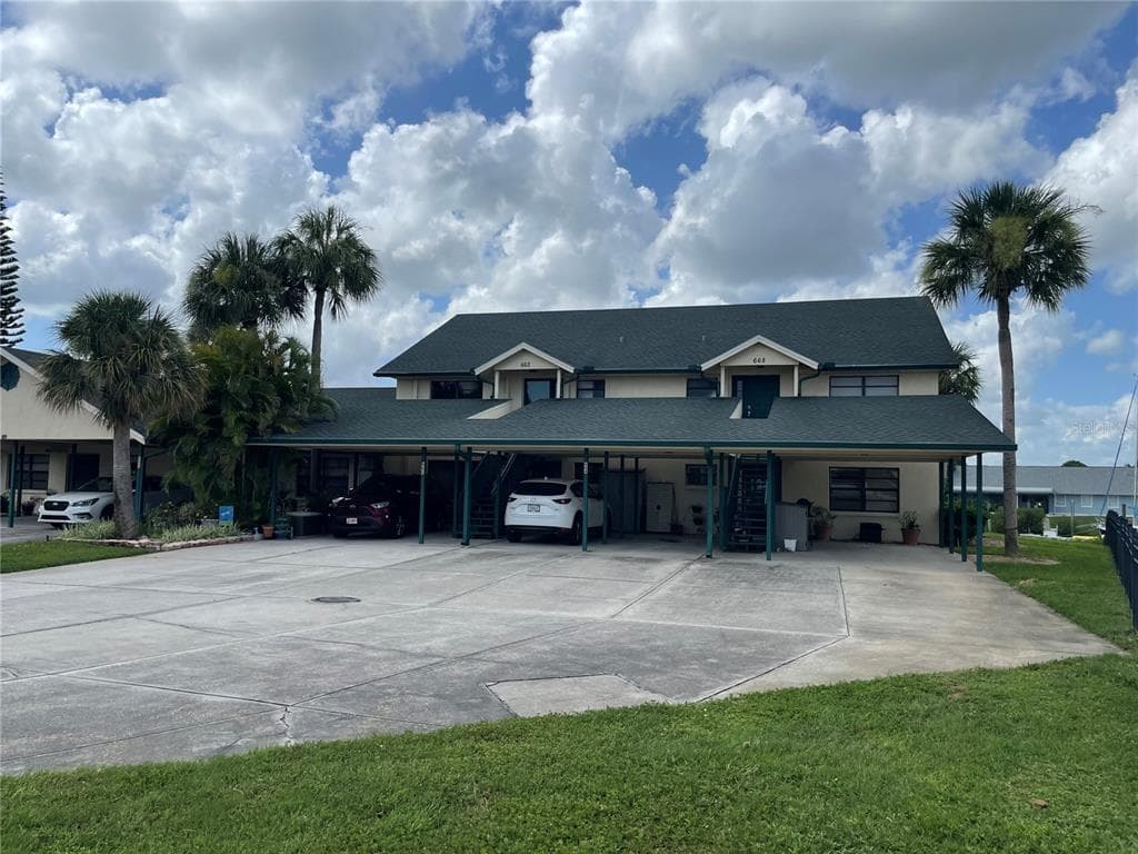 662 YARDARM DRIVE UNIT 662 APOLLO BEACH, FL 33572