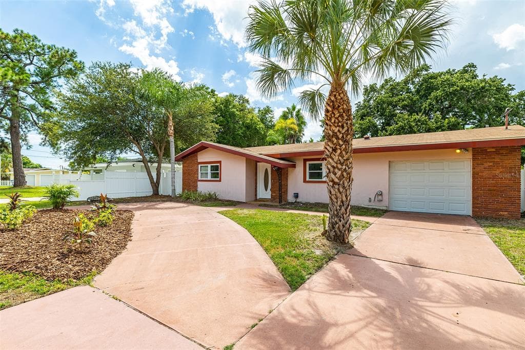 1772 INDIAN ROCKS ROAD S LARGO, FL 33774
