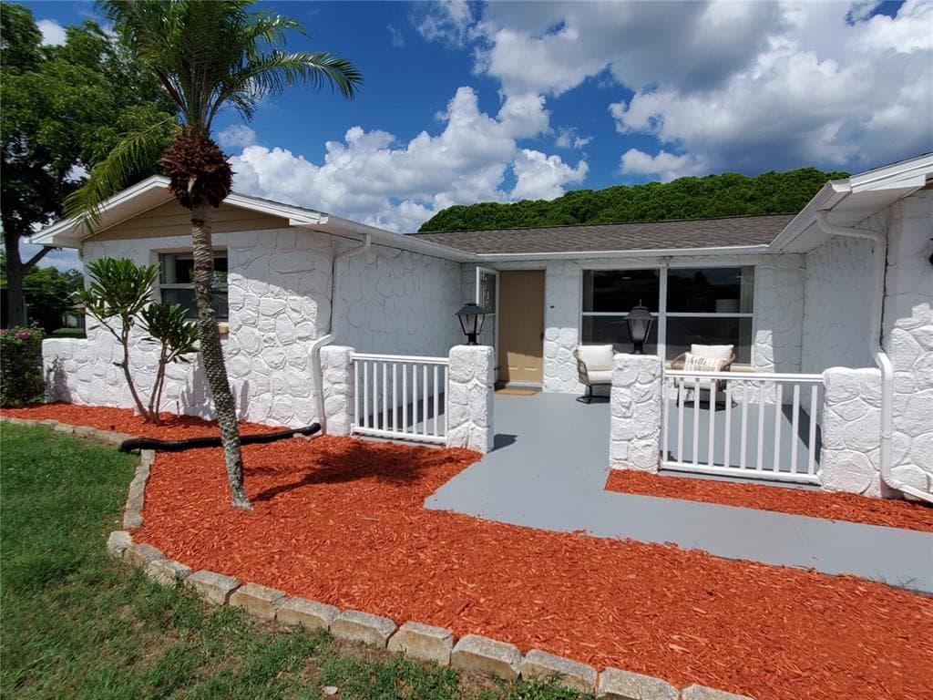 9601 SHAMOKIN LANE PORT RICHEY, FL 34668