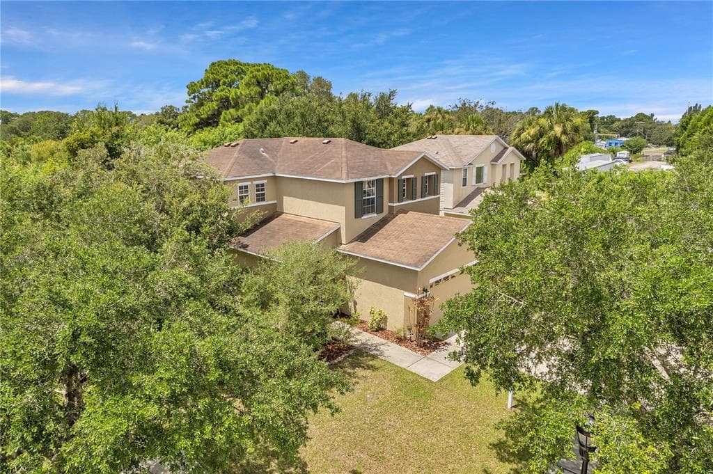 6229 CHERRY BLOSSOM TRL GIBSONTON, FL 33534