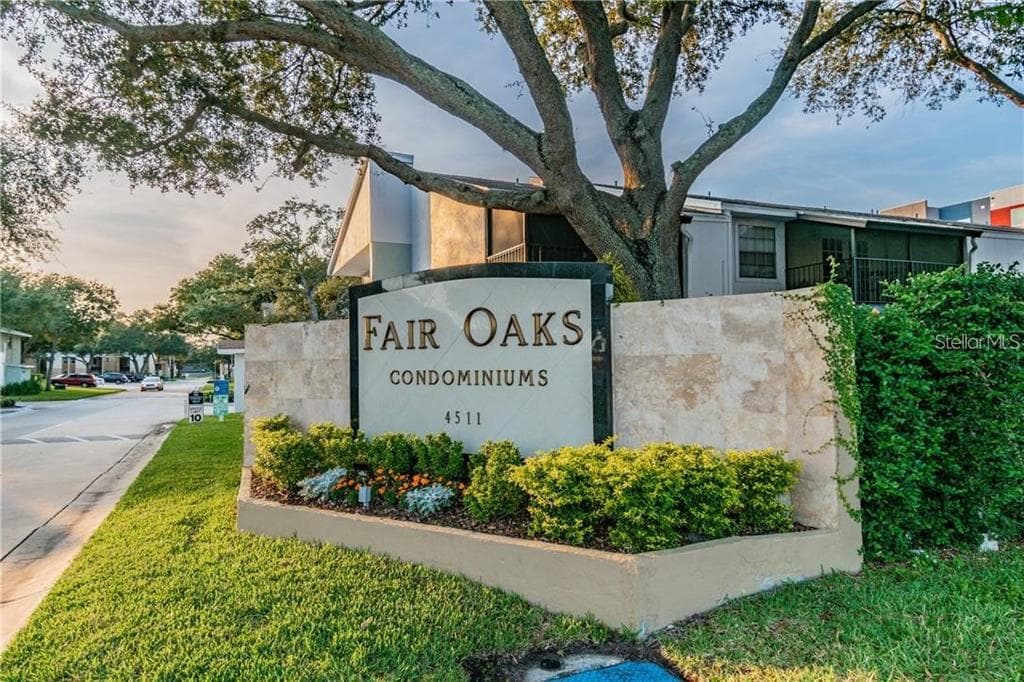 3811 N OAK DRIVE UNIT E61 TAMPA, FL 33611