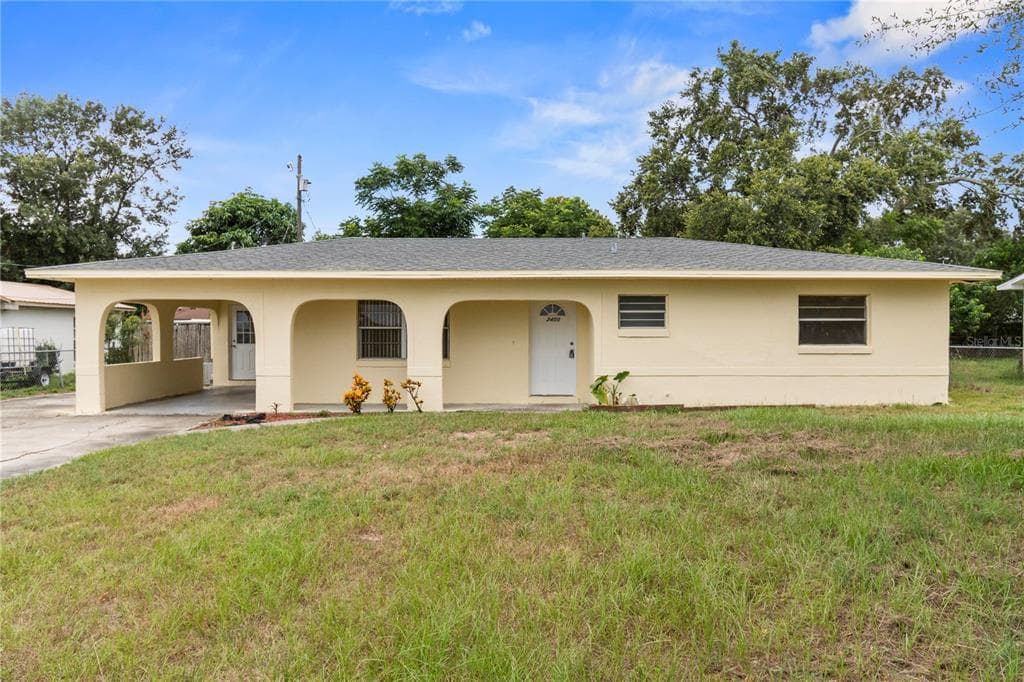 2400 LINDA STREET LAKE WALES, FL 33898