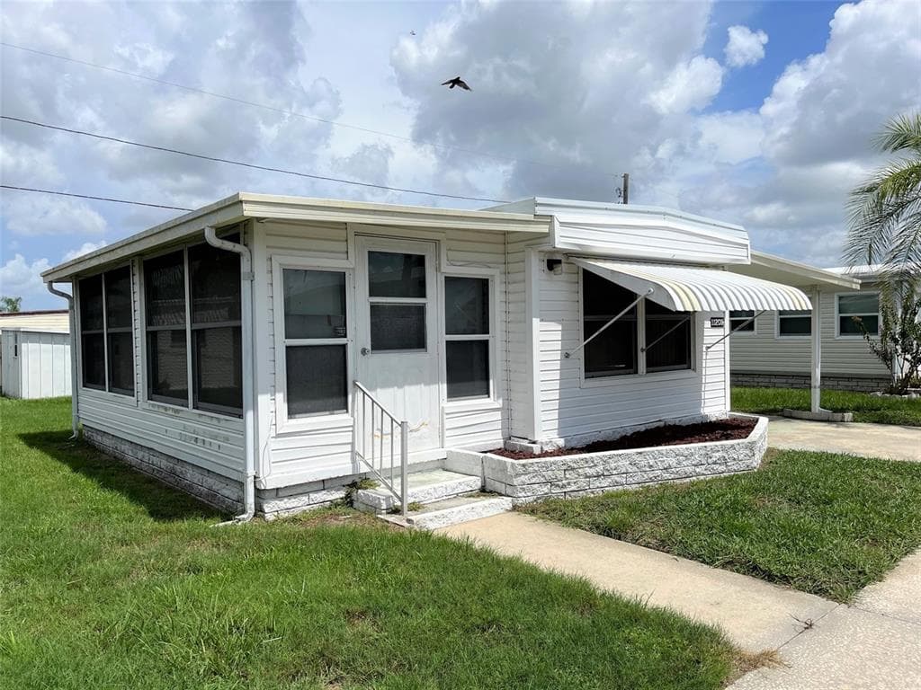 11209 101ST STREET UNIT 94 LARGO, FL 33773