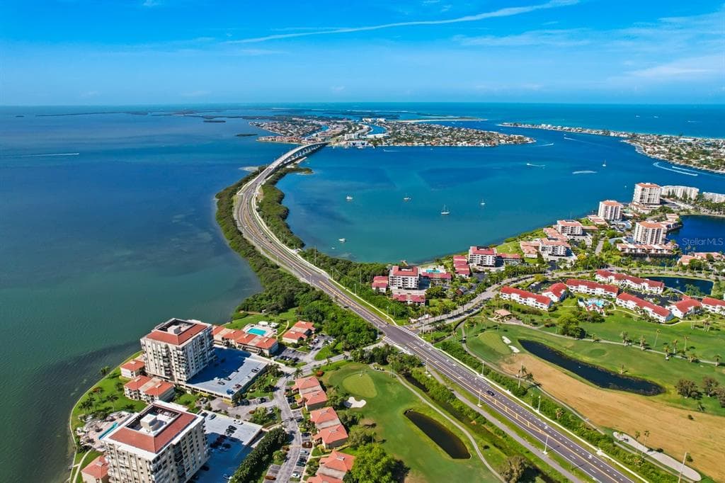 6372 PALMA DEL MAR BLVD S UNIT 1006 ST PETERSBURG, FL 33715
