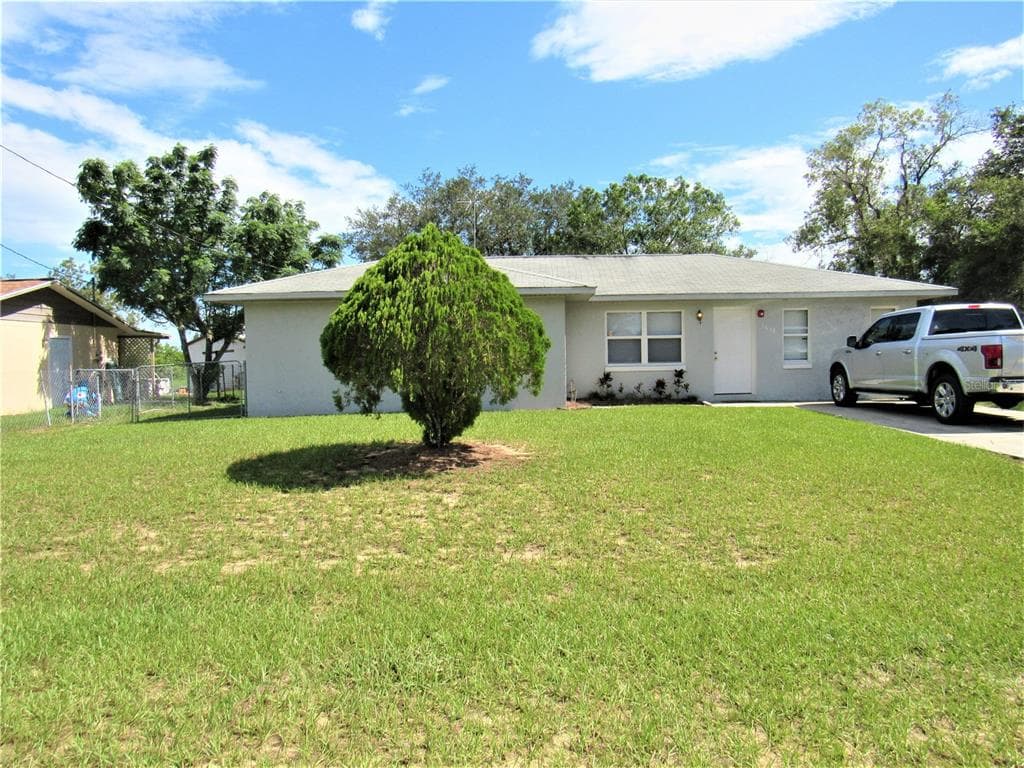 1653 W BATAVIA ROAD AVON PARK, FL 33825