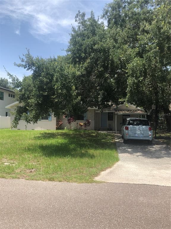 4001 W MULLEN AVENUE TAMPA, FL 33609