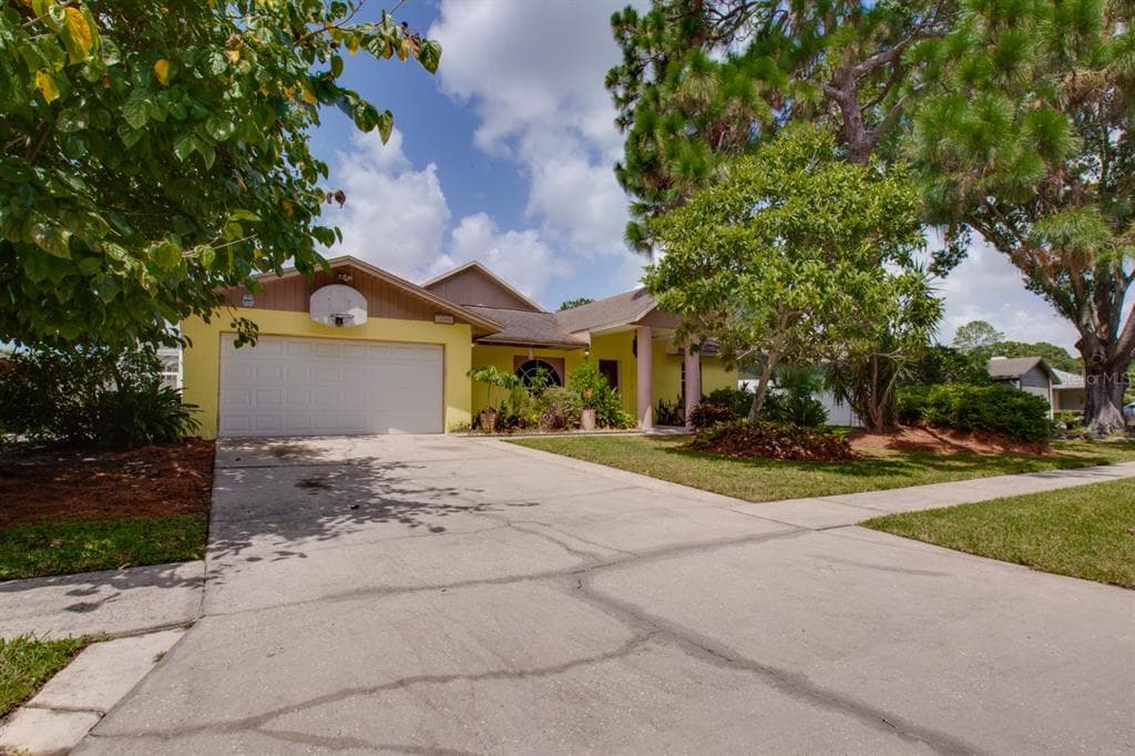 16406 ASHWOOD DRIVE TAMPA, FL 33624