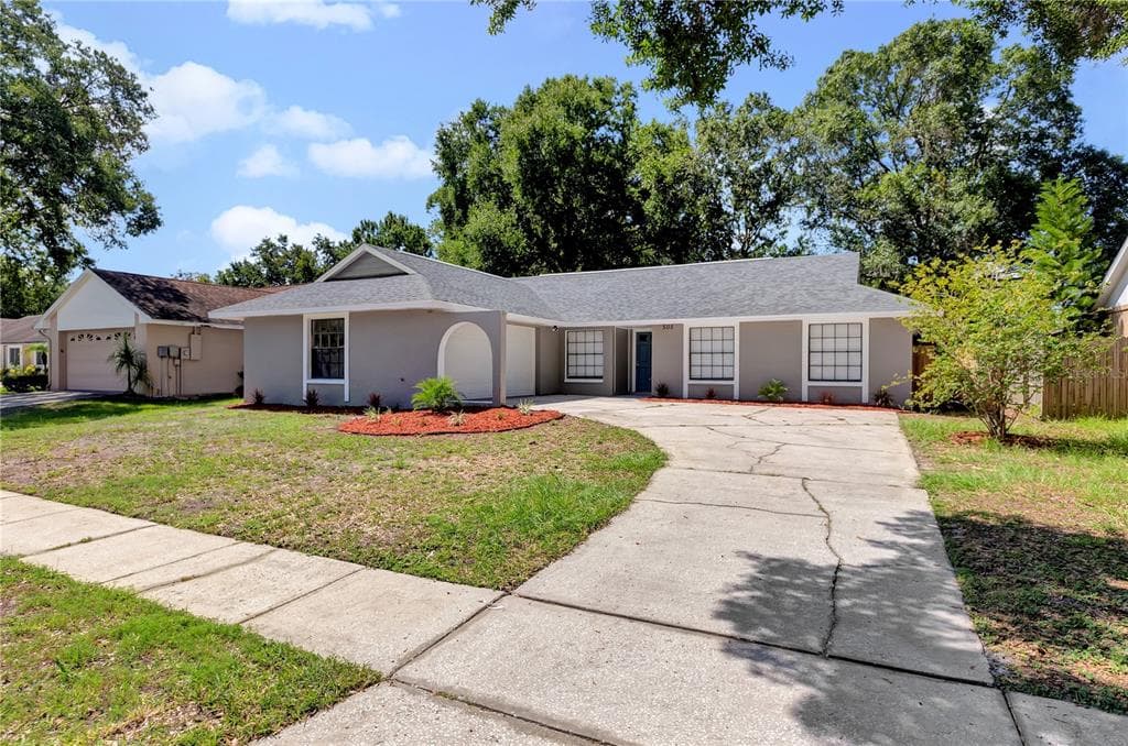 5115 NASHVILLE DRIVE TAMPA, FL 33624