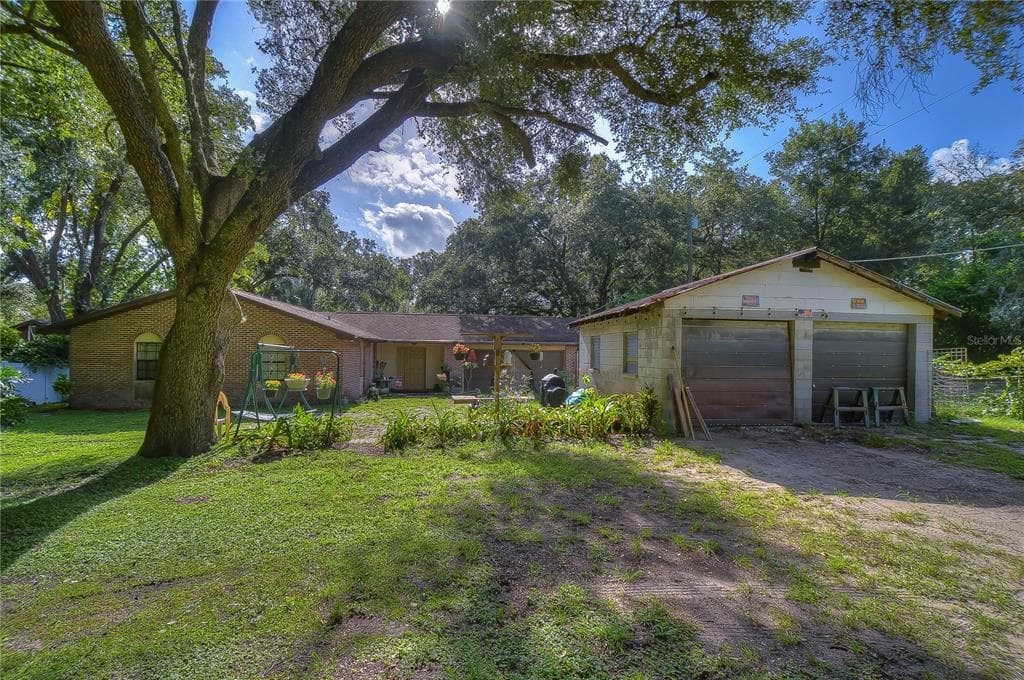 1601 LAKEWOOD DRIVE BRANDON, FL 33510