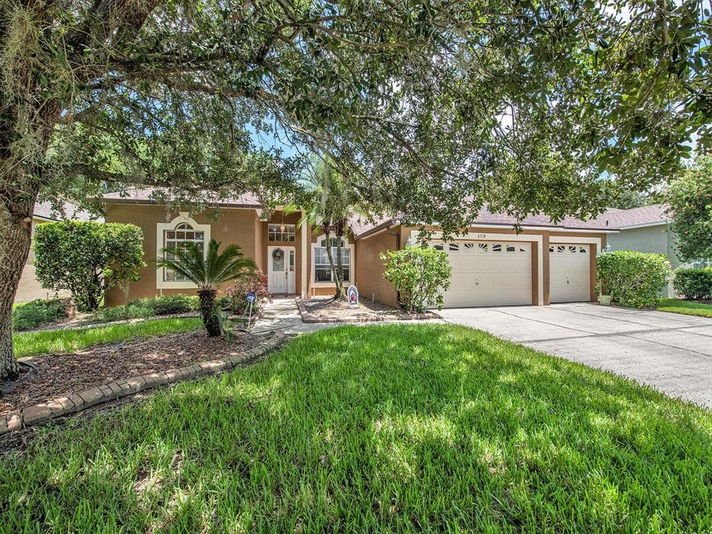 3719 GRAND FORKS DRIVE LAND O LAKES, FL 34639