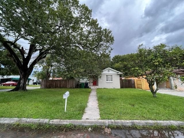 819 W FRIBLEY STREET TAMPA, FL 33603