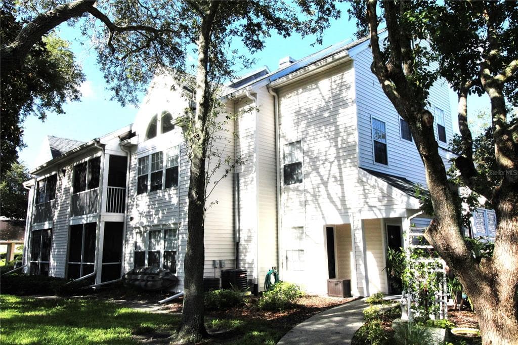 3305 HAVILAND COURT UNIT 102