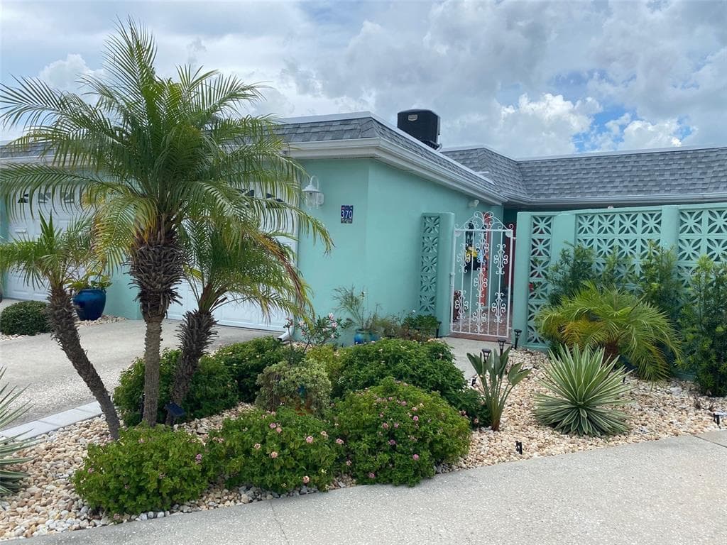 370 BOCA CIEGA POINT BOULEVARD UNIT 370