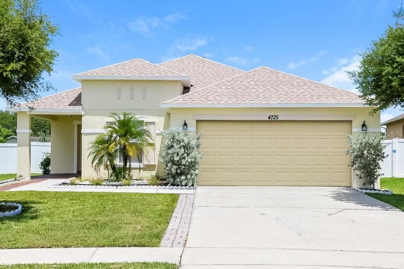 4725 HARDY MILLS STREET KISSIMMEE, FL 34758