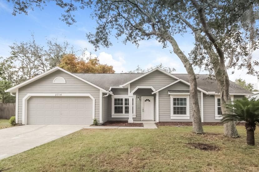 2716 BOLTON BEND ORLANDO, FL 32817