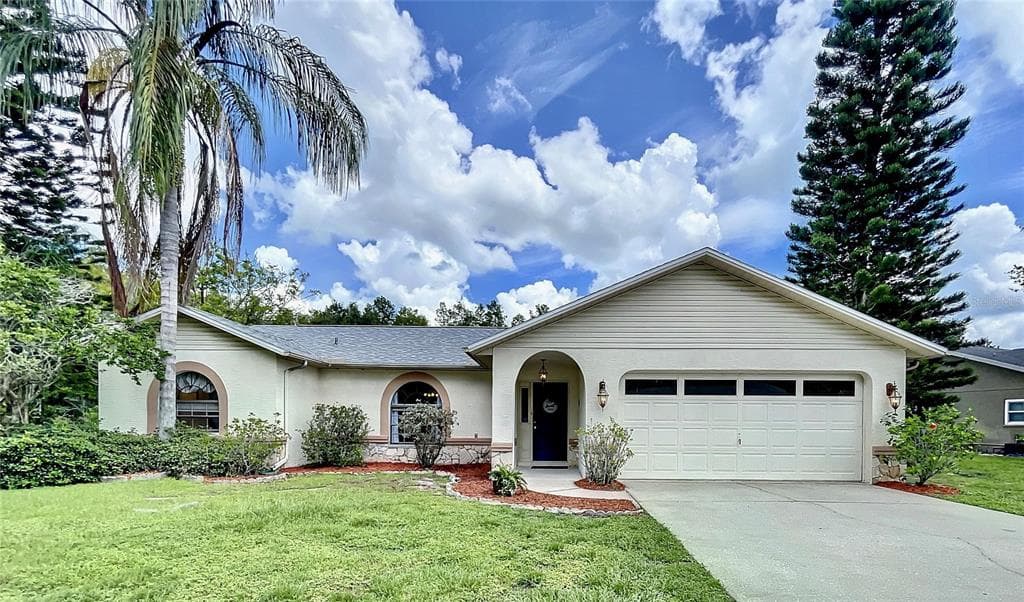 8549 CYPRESS LAKES BOULEVARD NEW PORT RICHEY, FL 34653