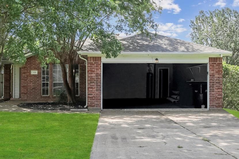 326 MONTGOMERY AVENUE SARASOTA, FL 34243