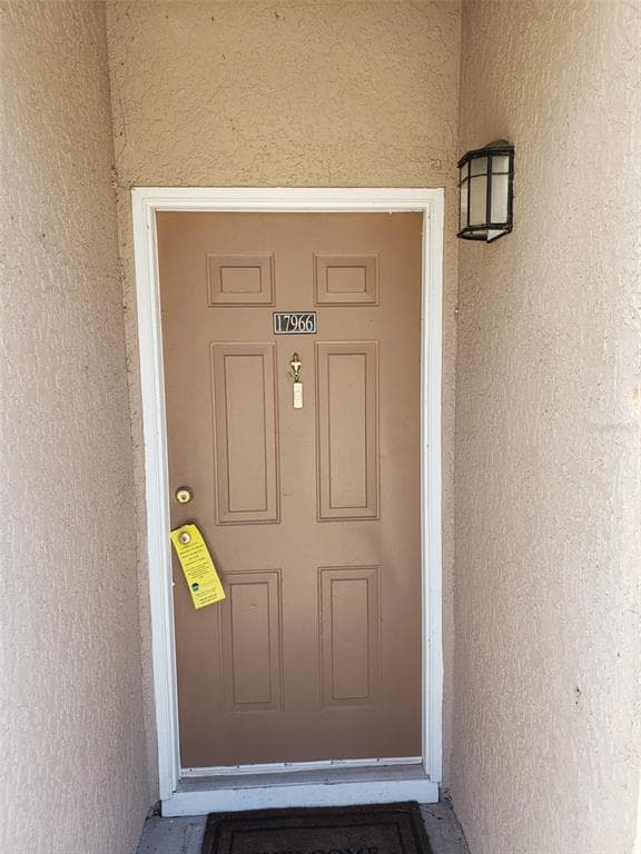 17966 VILLA CREEK DRIVE TAMPA, FL 33647