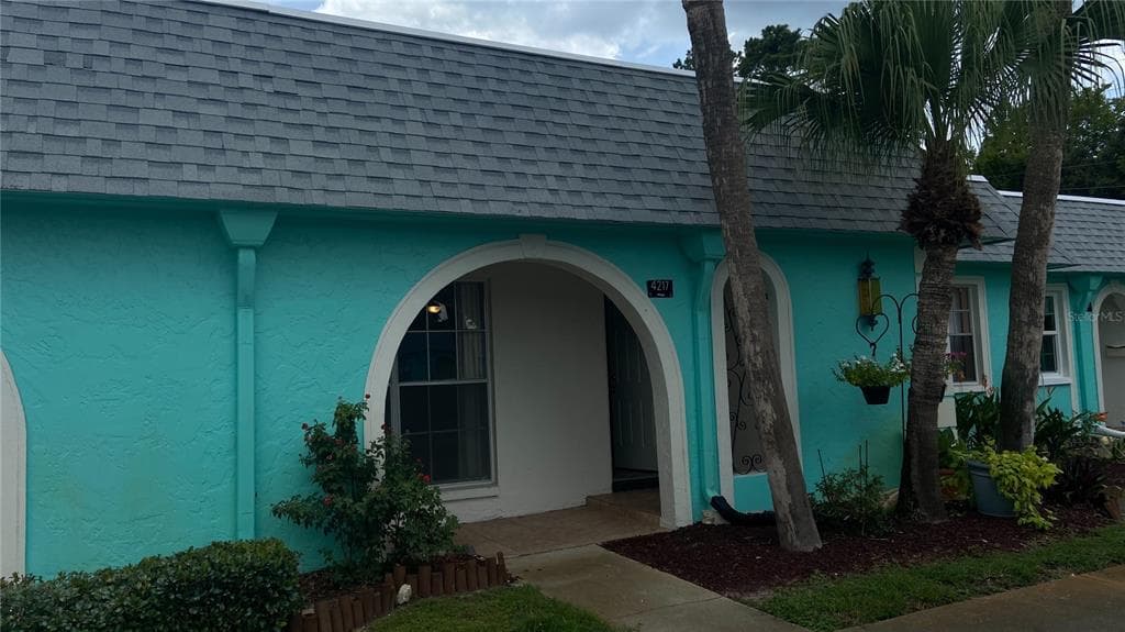 4217 PRINCE PLACE UNIT 4217