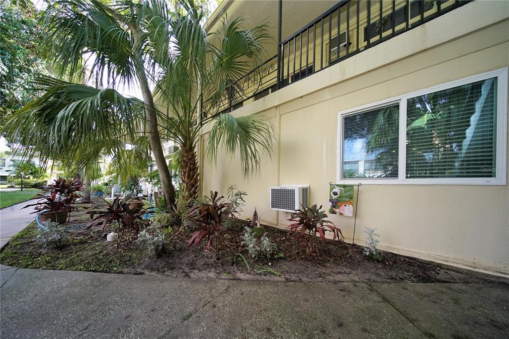 4051 58TH STREET N UNIT 135C KENNETH CITY, FL 33709