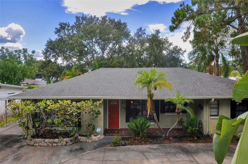 3611 S COOLIDGE AVENUE TAMPA, FL 33629