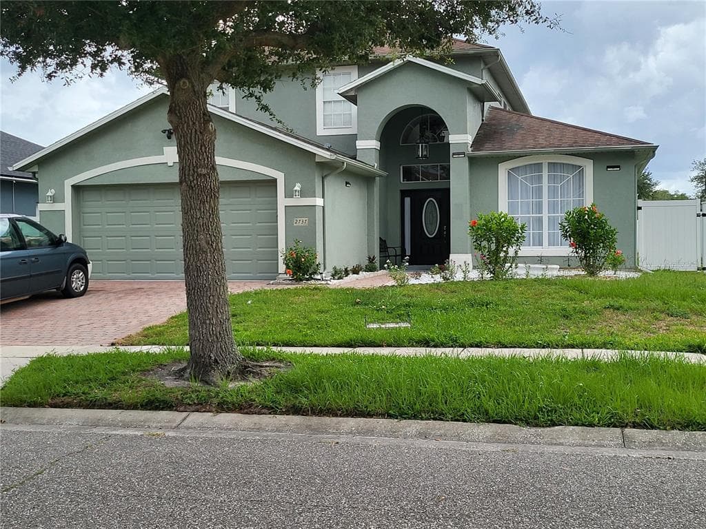 2737 STAR GRASS CIRCLE KISSIMMEE, FL 34746