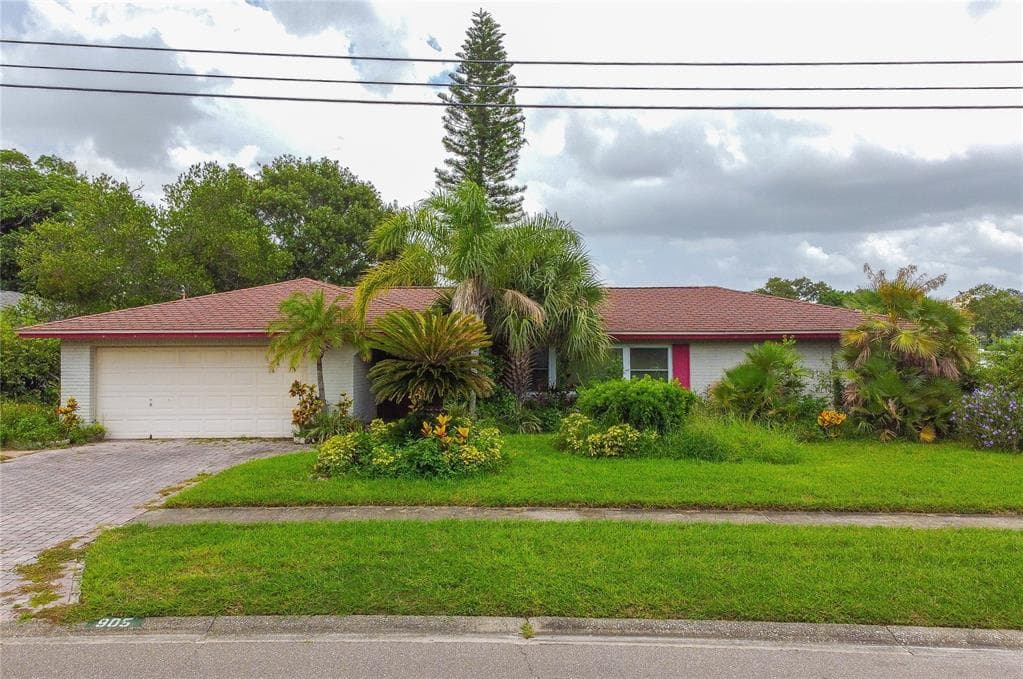 905 RICHARDS AVENUE CLEARWATER, FL 33755