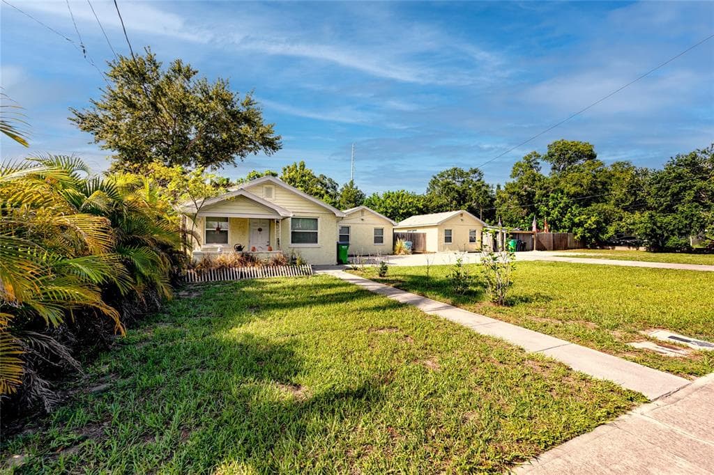 10726 72ND AVENUE SEMINOLE, FL 33772