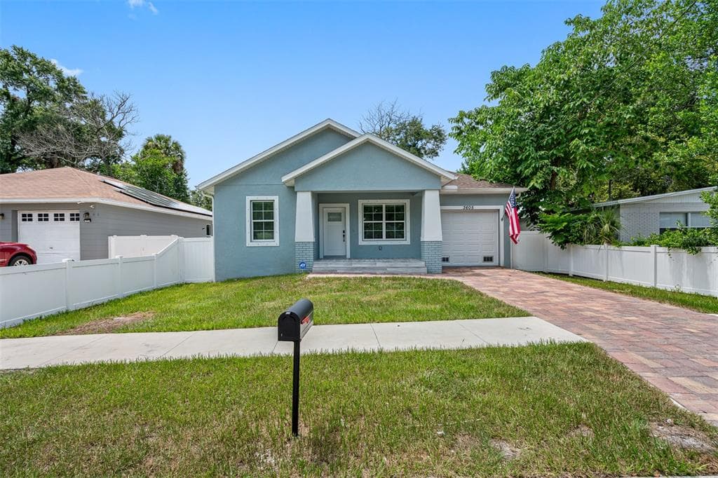 3605 E COMANCHE AVENUE TAMPA, FL 33610