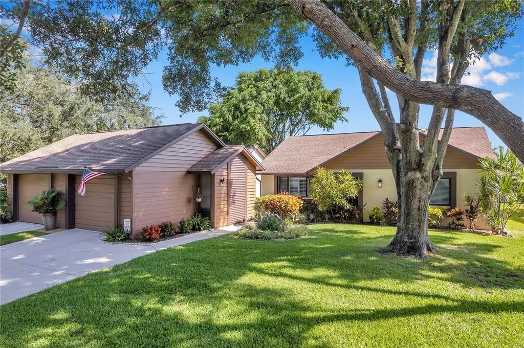 2475 BAY BERRY DRIVE CLEARWATER, FL 33763