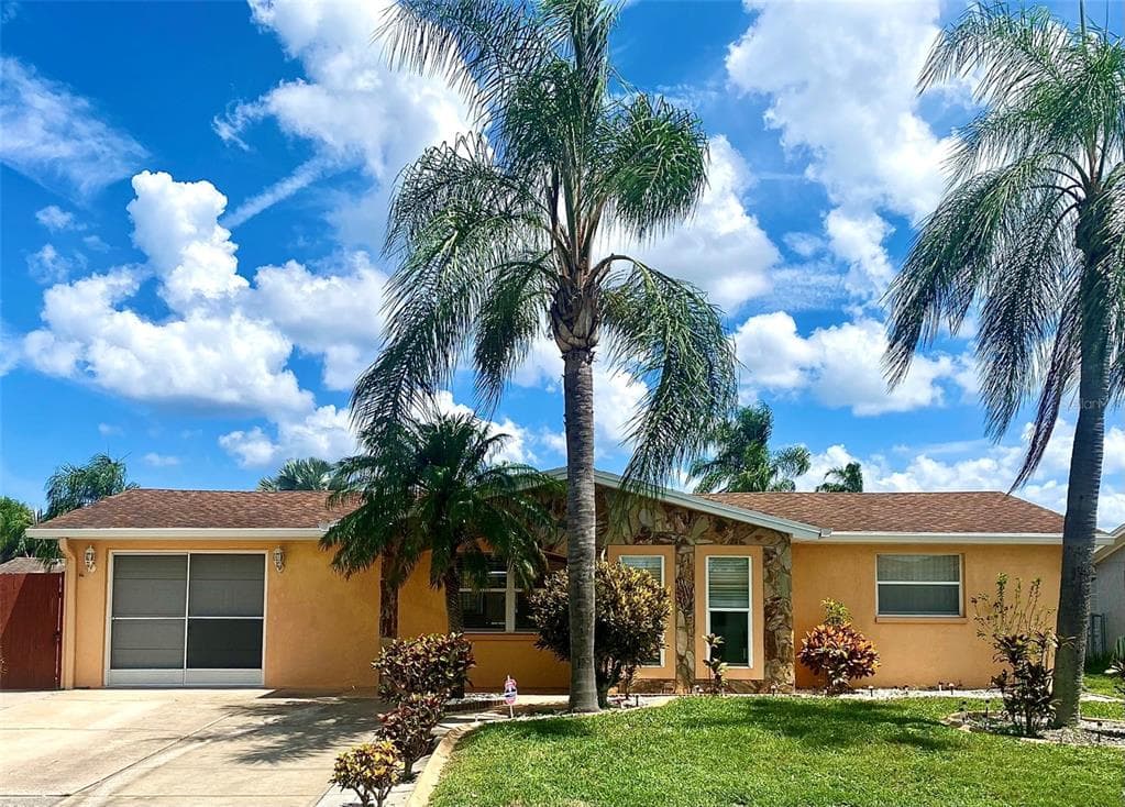 3041 PINON DRIVE HOLIDAY, FL 34691